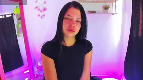 giaaaa   online show from January 11, 2026, 11:48 am