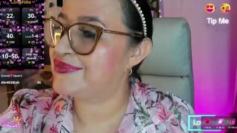 Snapshot of gia_nahomi chatting on May 7, 2026, 11:43 pm nahomi online show from May 7, 2026, 11:43 pm