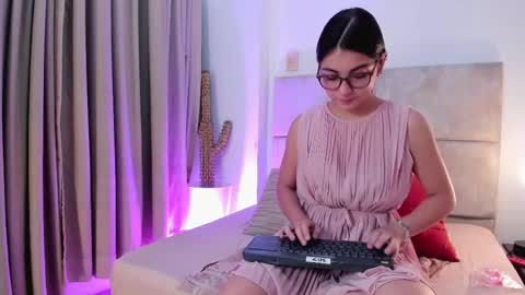 Snapshot of giablakee chatting on January 20, 2025, 11:35 am Gia Blake online show from January 20, 2025, 11:35 am