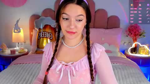 Gia online show from September 22, 2025, 12:18 pm