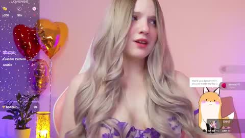 Snapshot of giannagem chatting on February 19, 2025, 9:14 pm Roxy online show from February 19, 2025, 9:14 pm