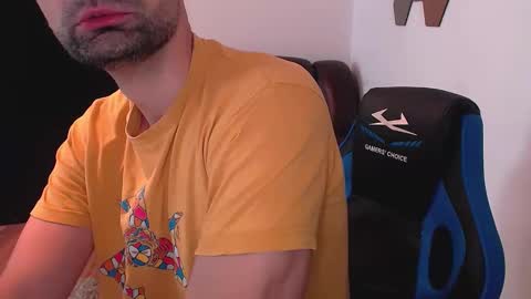 Gianni online show from October 15, 2025, 10:26 am