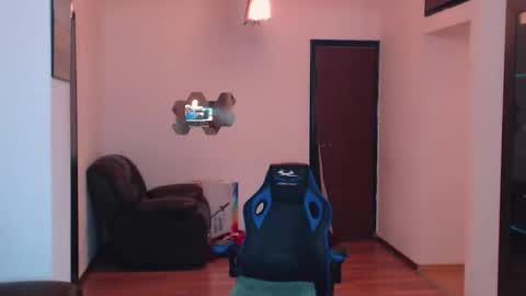 Gianni online show from December 20, 2025, 12:23 pm