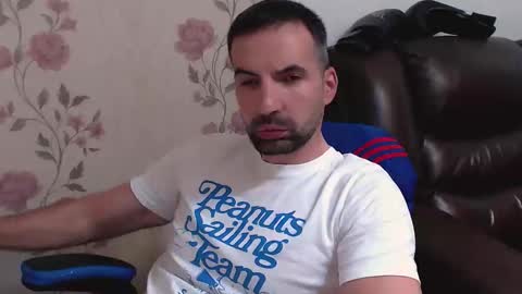 Snapshot of gianni_lion chatting on June 11, 2026, 12:14 pm Gianni online show from June 11, 2026, 12:14 pm