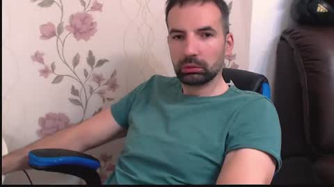 Snapshot of gianni_lion chatting on June 15, 2026, 9:55 am Gianni online show from June 15, 2026, 9:55 am