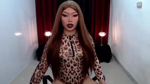 Gia X online show from December 23, 2024, 6:22 am