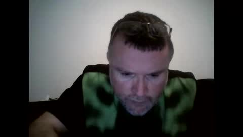 giddyup222222 online show from December 3, 2024, 1:43 pm