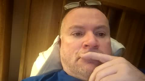 giddyup222222 online show from January 1, 2025, 9:17 am