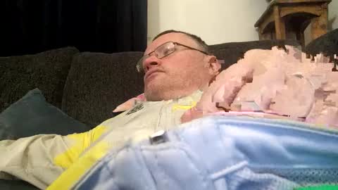 giddyup222222 online show from January 1, 2025, 10:24 pm