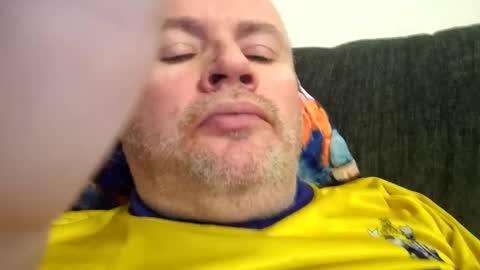 giddyup222222 online show from January 3, 2025, 7:07 pm