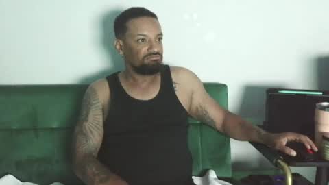 Snapshot of gifted_bucknasty chatting on June 25, 2026, 2:11 am Gifted online show from June 25, 2026, 2:11 am