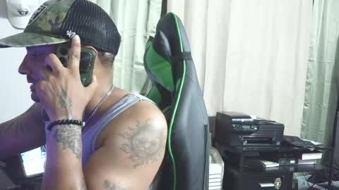 Snapshot of gifted_bucknasty chatting on July 28, 2026, 12:40 am Gifted online show from July 28, 2026, 12:40 am