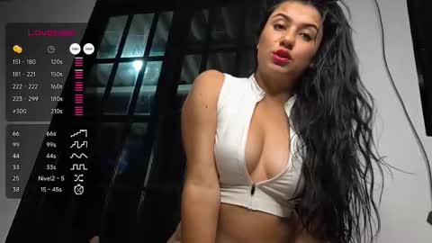 Gigi online show from December 18, 2024, 2:32 am
