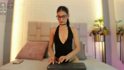 gigi_rosee online show from July 6, 2026, 11:51 am