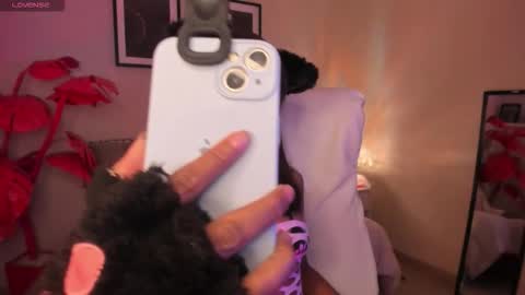 Snapshot of gigi_strawberry chatting on March 5, 2026, 12:50 am GIGI online show from March 5, 2026, 12:50 am