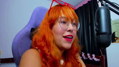 gigimooon online show from February 5, 2026, 1:54 am