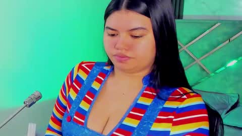 giia online show from October 21, 2025, 11:11 am