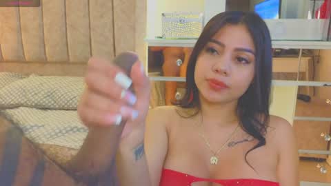 Snapshot of gina_akemi chatting on October 21, 2025, 11:00 am O GINA AND AKEMI online show from October 21, 2025, 11:00 am