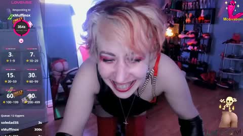 Snapshot of ginamiracle chatting on April 4, 2026, 5:43 pm Gina Moor online show from April 4, 2026, 5:43 pm