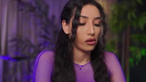 Gina online show from April 18, 2026, 7:29 pm