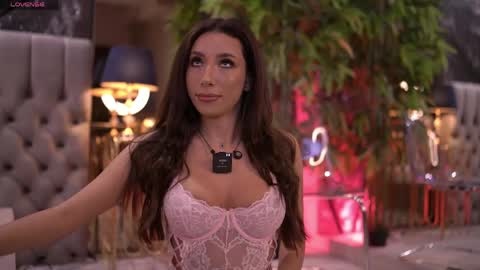 Gina online show from May 20, 2026, 8:04 pm