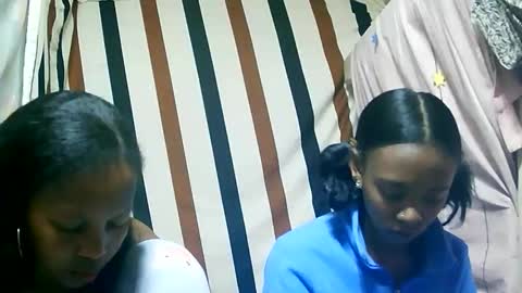 Ginette9794 online show from October 26, 2025, 2:34 pm