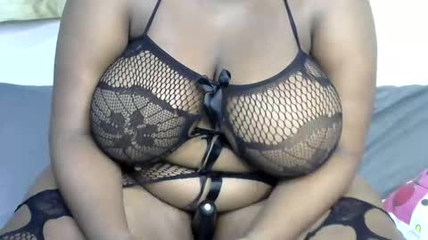 ginger_babes1 online show from November 18, 2025, 10:47 pm