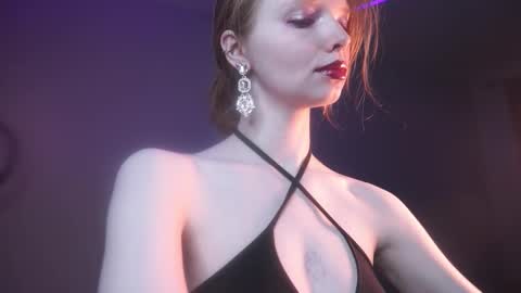        im expecting 350 thumbs up on my altar   online show from October 24, 2025, 10:17 pm