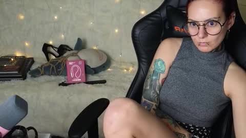 Ginger online show from September 25, 2025, 8:45 pm