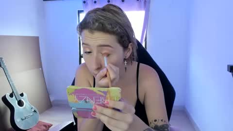 Ginger online show from December 1, 2024, 8:53 pm