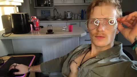 Jay online show from September 10, 2025, 5:07 am