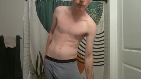 Gingerbr3ad121 online show from September 12, 2025, 2:22 am