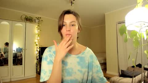 Snapshot of gingerbread__house chatting on October 14, 2025, 3:13 pm Vasilisa online show from October 14, 2025, 3:13 pm