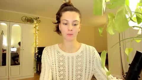 Snapshot of gingerbread__house chatting on October 24, 2025, 4:36 pm Vasilisa online show from October 24, 2025, 4:36 pm