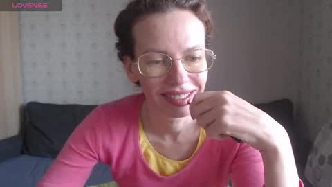 Michelle online show from December 18, 2024, 10:40 am