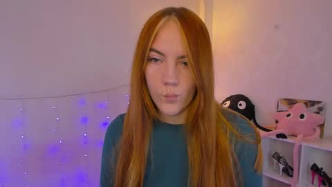 gingerr_pie online show from September 28, 2025, 6:57 pm