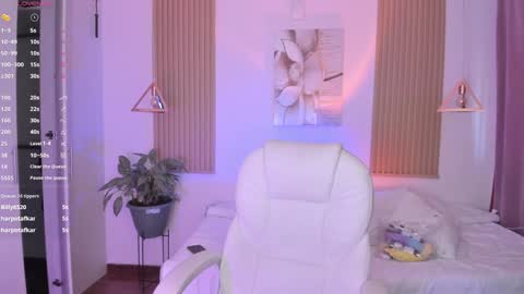 Kendall online show from January 21, 2025, 7:06 pm