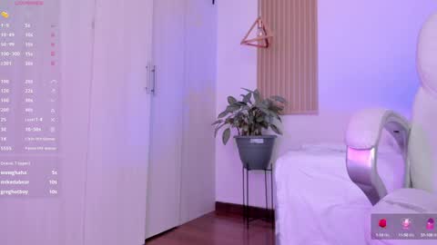 Kendall online show from January 27, 2025, 5:48 pm