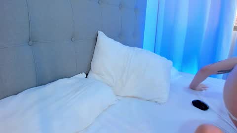 Ginevra online show from October 17, 2025, 7:49 pm