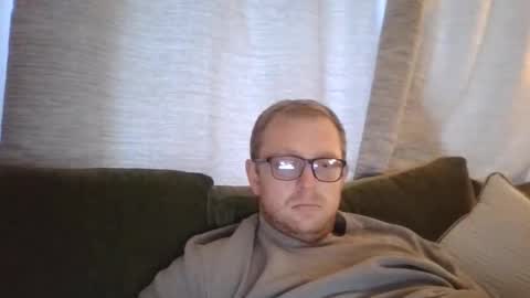 Snapshot of ginwood chatting on April 23, 2026, 6:32 pm ginwood online show from April 23, 2026, 6:32 pm