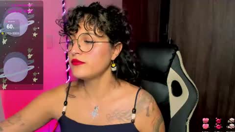 Snapshot of giny_bean chatting on July 9, 2026, 4:27 am giny_bean online show from July 9, 2026, 4:27 am