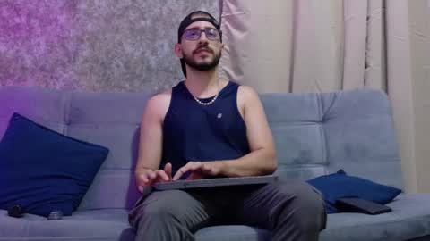 Gio online show from September 20, 2025, 8:21 pm