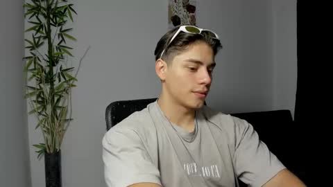 GioRusso online show from February 28, 2025, 4:20 pm