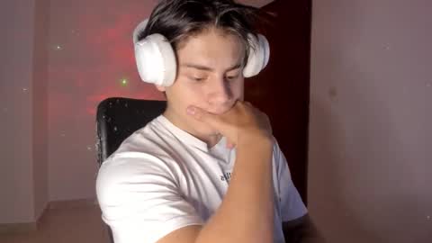 GioRusso online show from September 26, 2025, 3:10 am