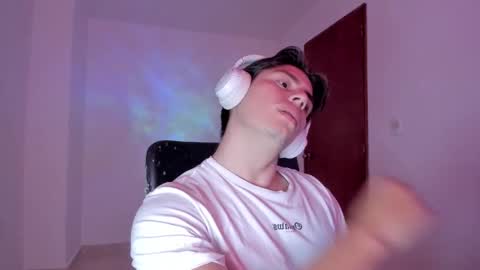 GioRusso online show from September 26, 2025, 7:29 pm