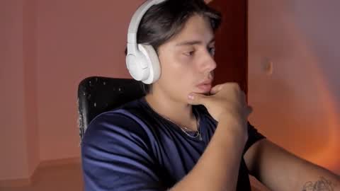 GioRusso online show from December 22, 2025, 10:29 pm