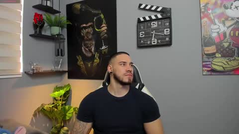 Snapshot of giorgio_leone2 chatting on December 27, 2024, 7:46 pm Giorgio leone online show from December 27, 2024, 7:46 pm