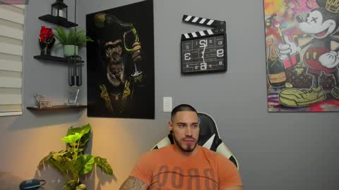 Snapshot of giorgio_leone2 chatting on December 31, 2024, 1:36 am Giorgio leone online show from December 31, 2024, 1:36 am