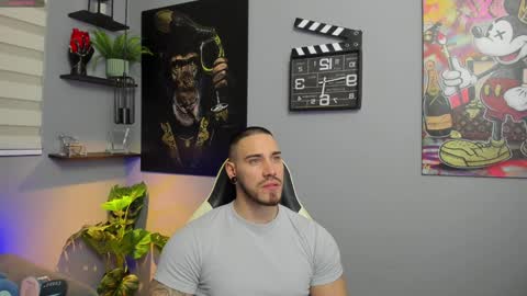 Snapshot of giorgio_leone2 chatting on January 16, 2025, 3:23 am Giorgio leone online show from January 16, 2025, 3:23 am