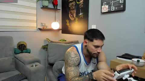 Snapshot of giorgio_leone2 chatting on May 4, 2026, 1:34 am Giorgio leone online show from May 4, 2026, 1:34 am